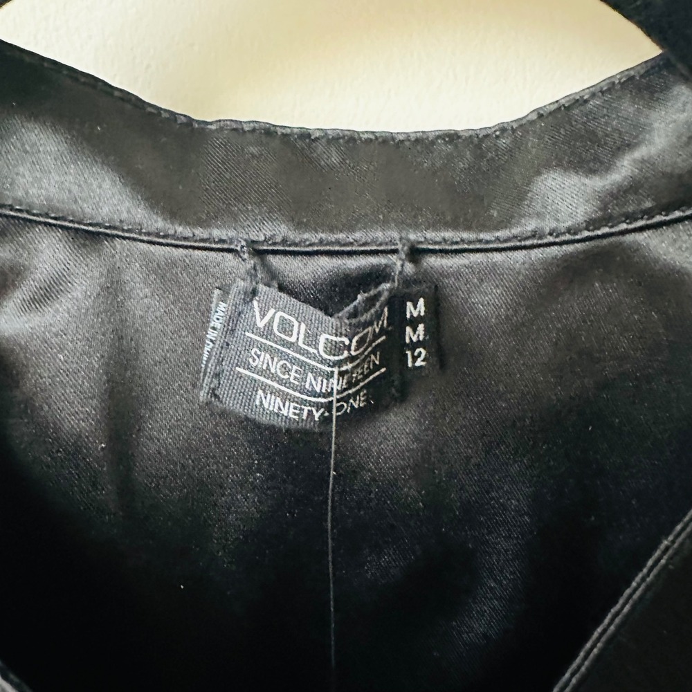 Volcom Womens Reversible‎ Satin Bomber Jacket Black Graphic Zip Up Medium NEW - Picture 4 of 9